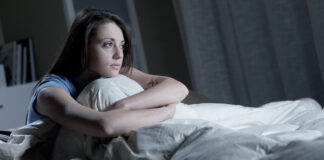 61% de las mujeres presenta insomnio durante la menopausia