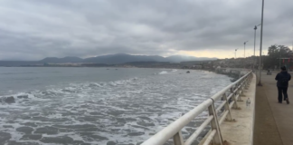 Marejadas y altas mareas mantienen en alerta al borde costero de la Región de Coquimbo