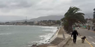 Sistema frontal deja primeras viviendas afectadas por inundaciones y cortes de energía en Los Vilos