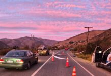 Motociclista fallece tras violento impacto contra un poste en la Ruta D-71 de Canela