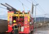 Bomberos trabajan intensamente para despejar el acceso sur de Los Vilos inundado por el sistema frontal