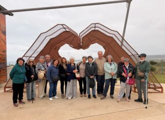 Adultos mayores de Villa Huaquén disfrutaron de una jornada cultural y turística en Los Vilos